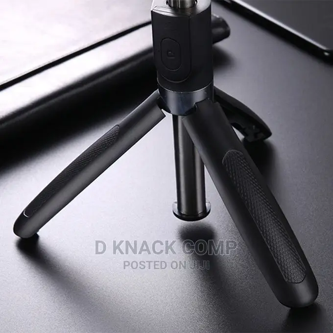 Multifunctional Wireless BT Selfie Stick for Phone Handheld