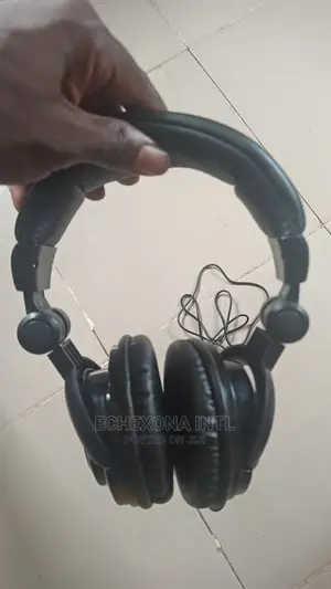 Photo - Stereo Headphone