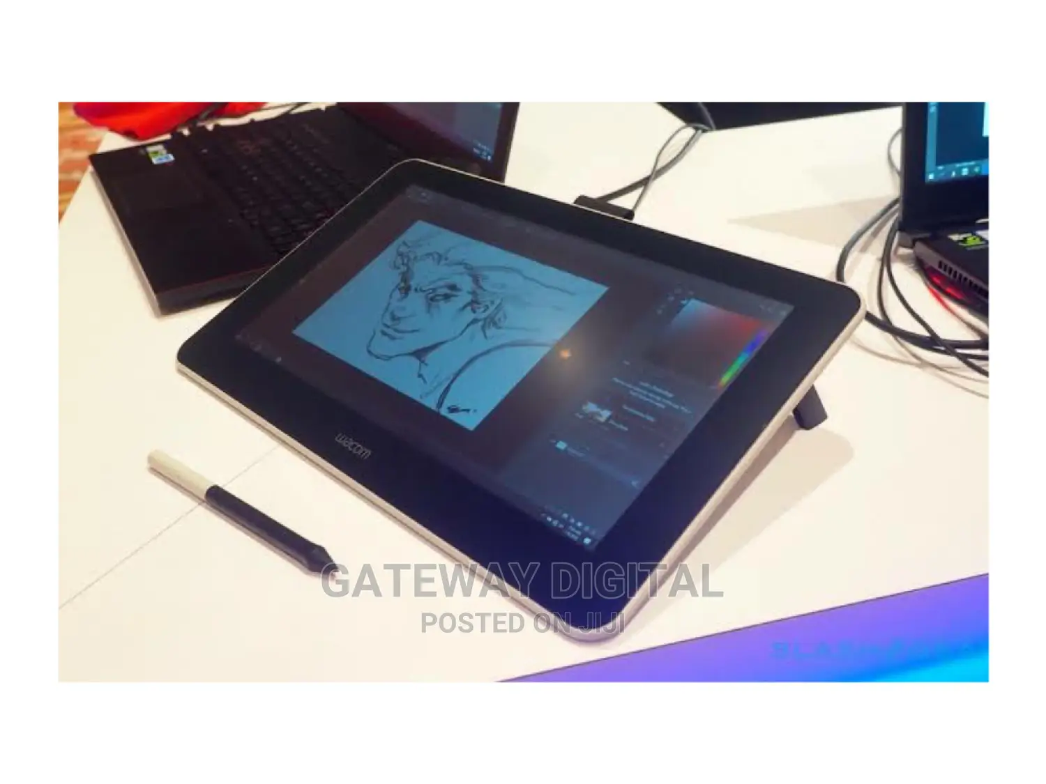 Wacom One Digital Drawing Device With Screen 13.3