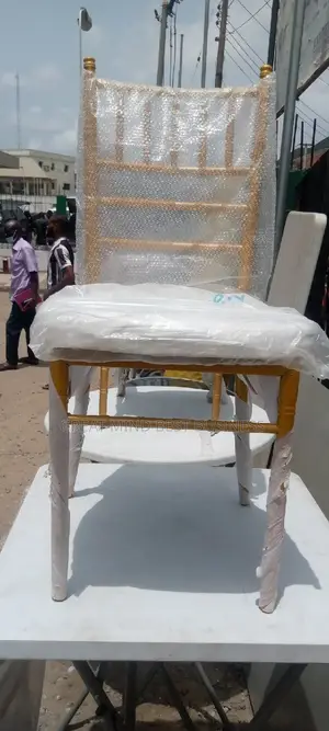 Chevary Chair