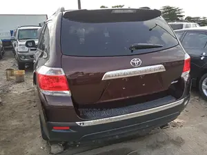 Toyota Highlander Limited 2012 Brown