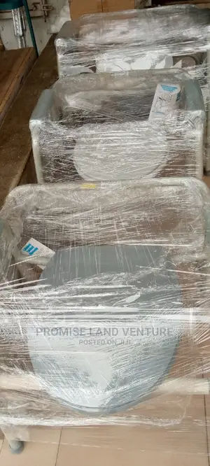 Commod Chair