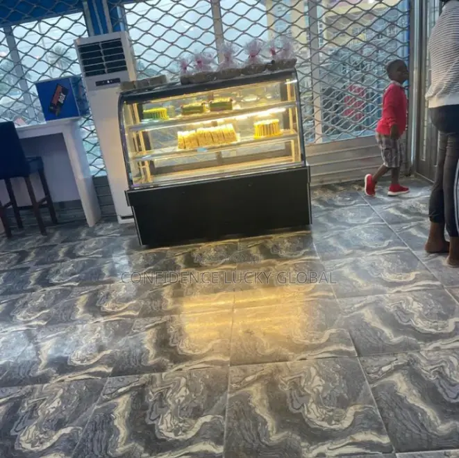 Cake Display Chiller