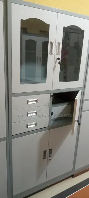 Half Glass Half Metal Shelves With Inner Save