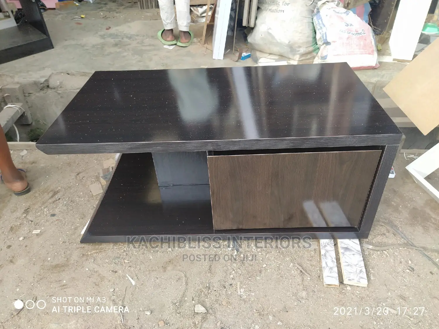 Exclusive Center Table
