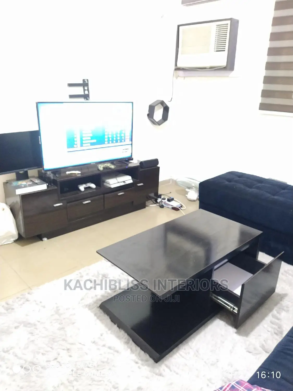 Exclusive Center Table