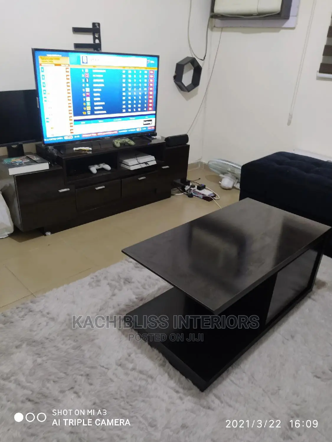 Exclusive Center Table