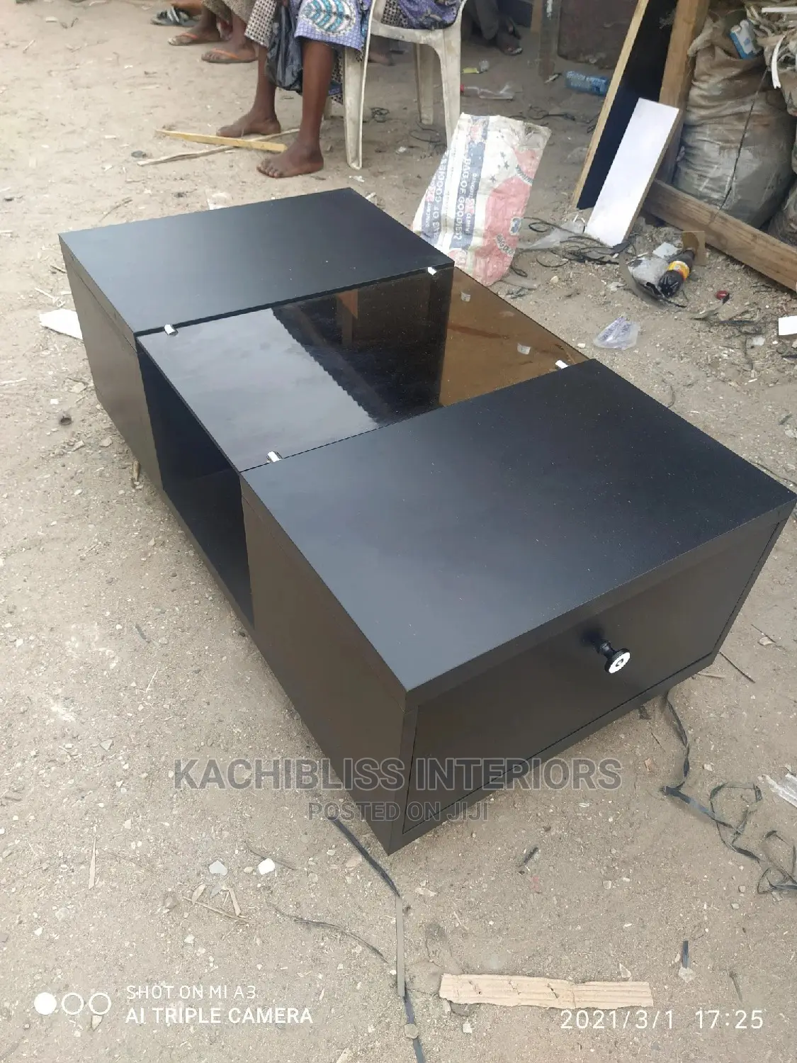 Exclusive Center Table