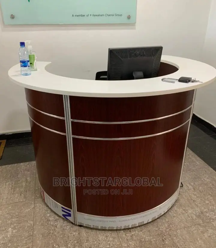 Receiption Desk