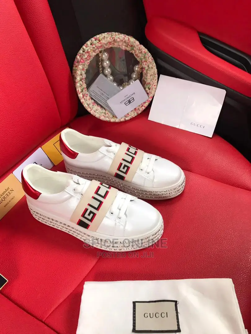 Brand: GUCCISize: 35-40