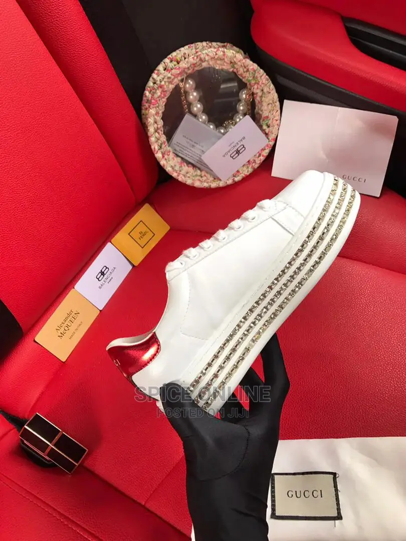 Brand: GUCCISize: 35-40
