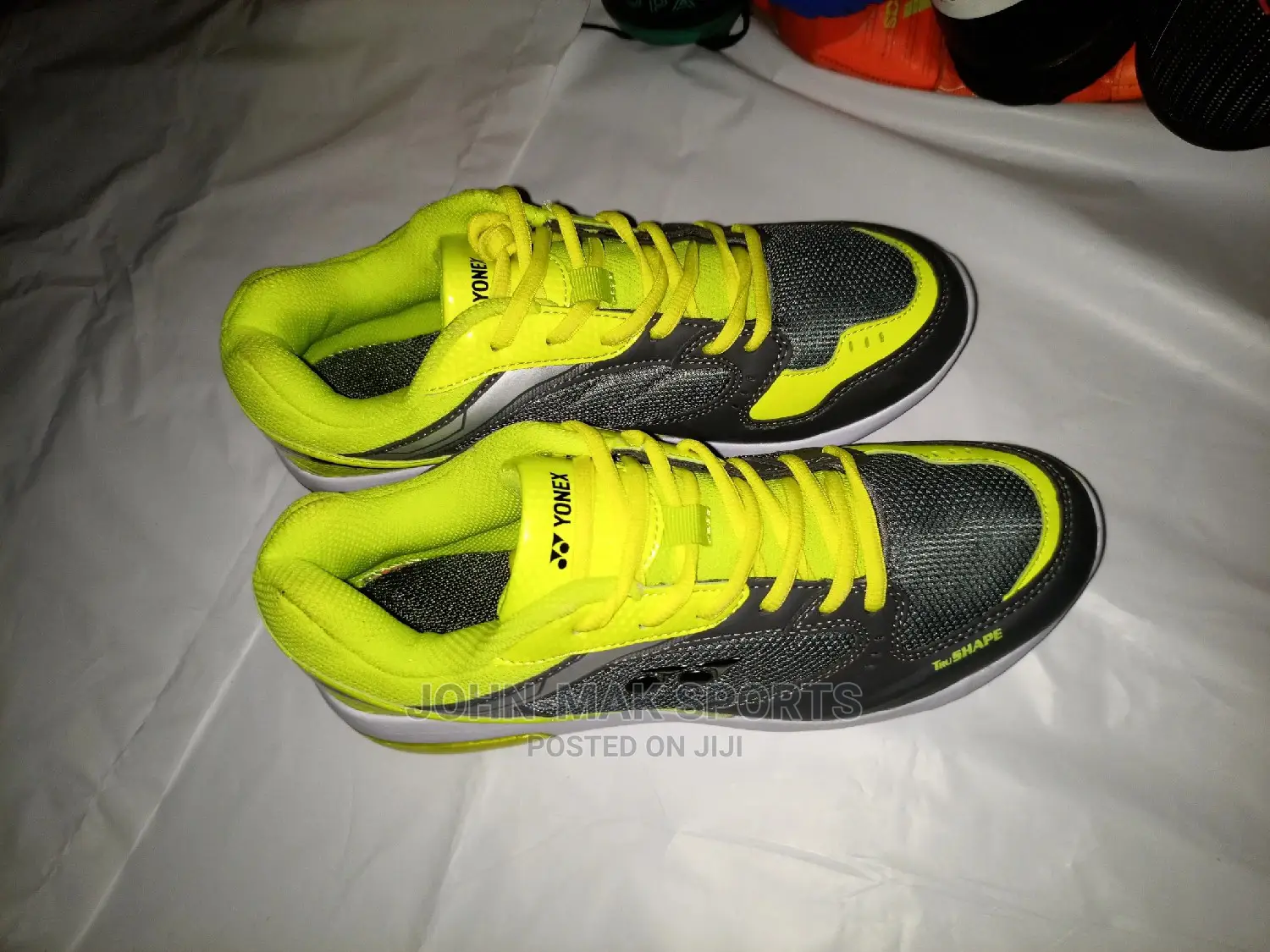 Training Canvas Shoes