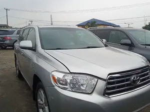 Toyota Highlander Limited 2010 Silver