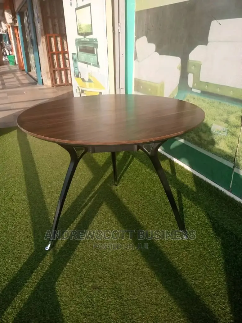 Mordern Round Conference Table