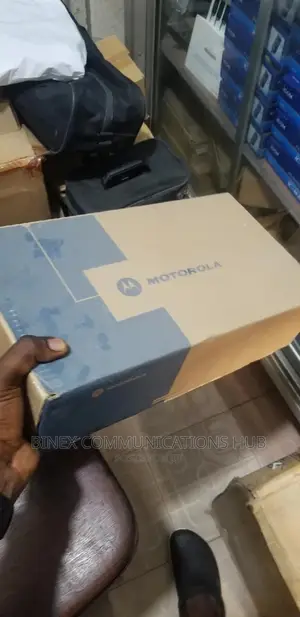 Original Motorola Dm4601 VHF/Uhf Base Radio