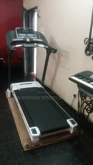 American Fitness 2.5hp Treadmill With Incline Nd Mp3player
