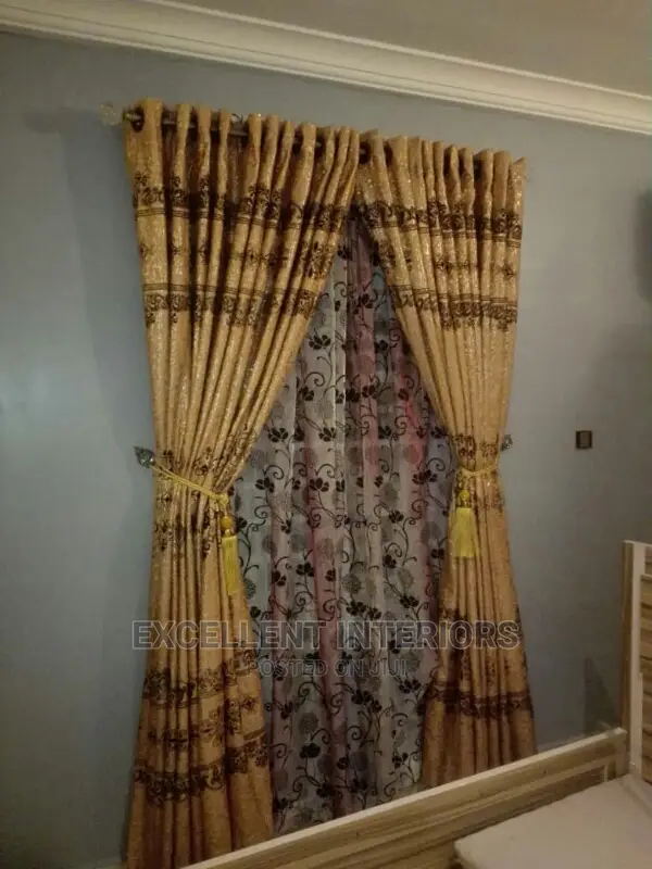 Quality Aquatic Curtain