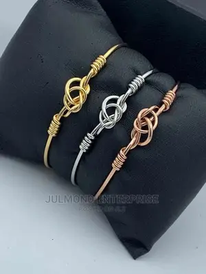 Women's 3in1 Hand Bracelet