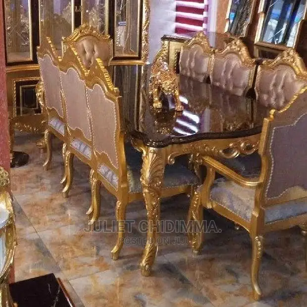 8 Seaters Dining Set
