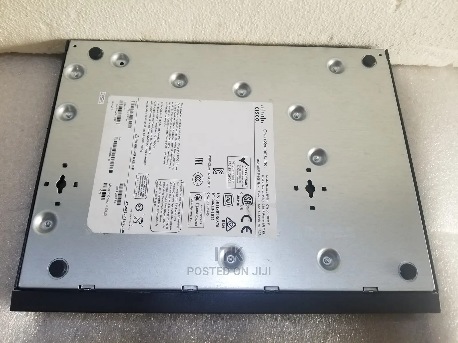 Cisco C891F Integrated Service Router