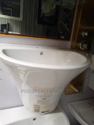 Twyfod England Wall Hung Wash Hand Basin