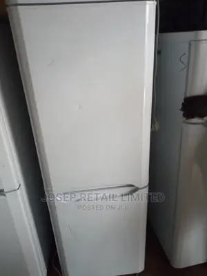 Hotpoint Fridge Clean a-Grade German Door 250 Litres Promo!!