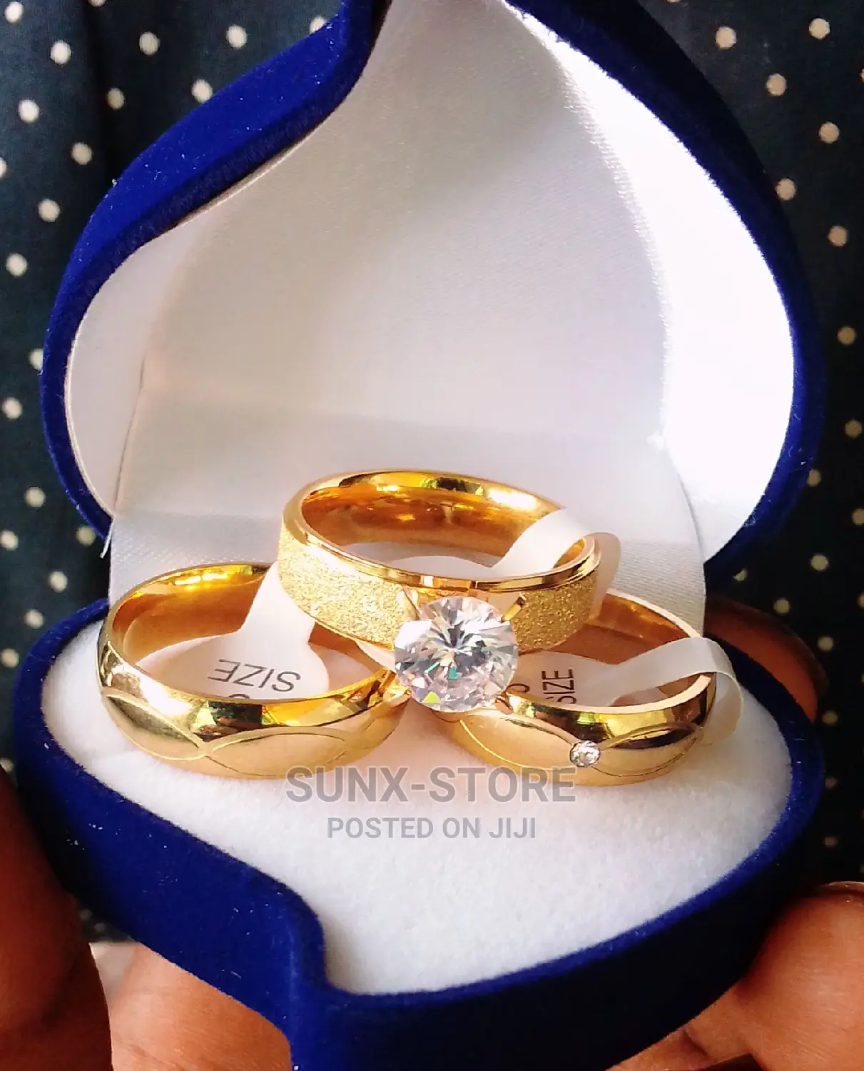 Romania Gold Wedding Ring Set