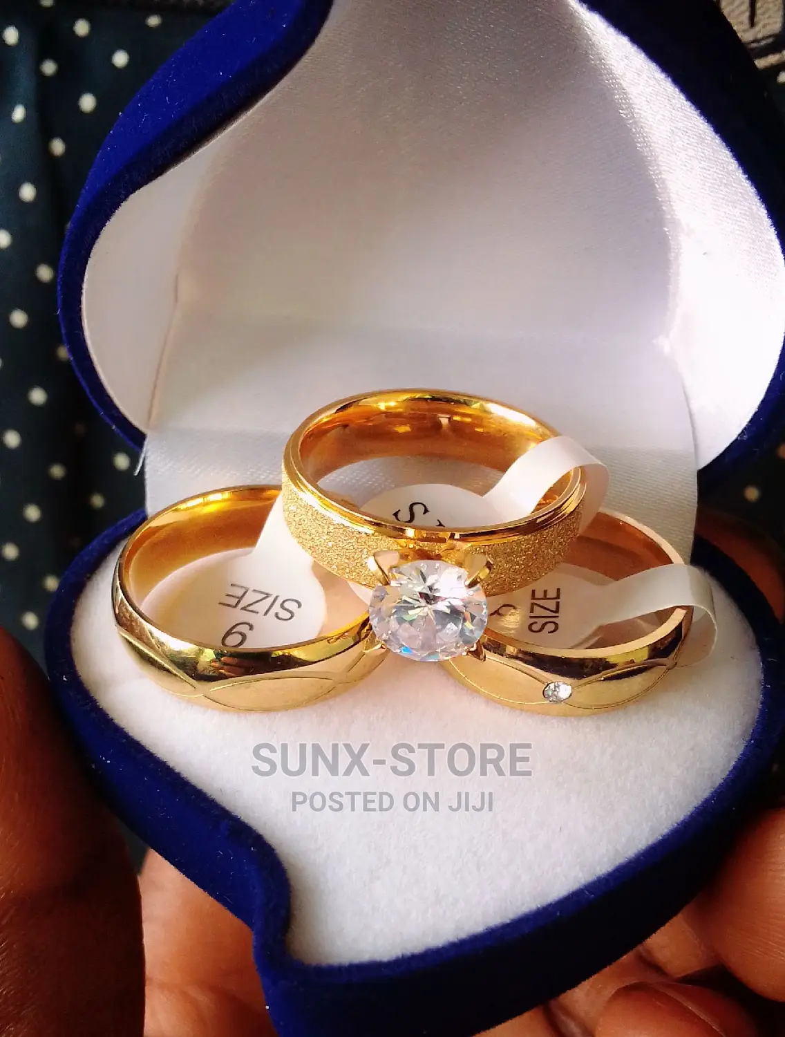 Romania Gold Wedding Ring Set