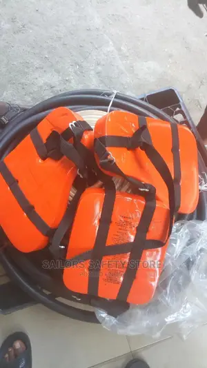 Life Vest(Three Pikein)