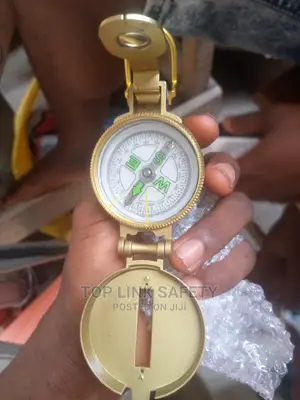 Compasses 