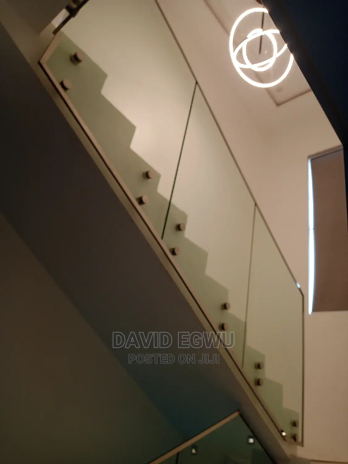 Frameless Tampered Glass Staircase