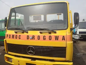 Mercedez Benz Bucket 814
