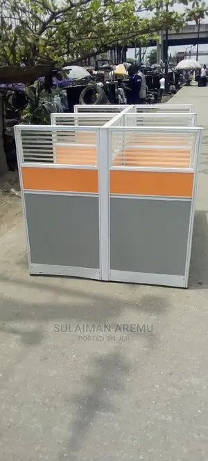 Office Workstation by Four With Outdrawe