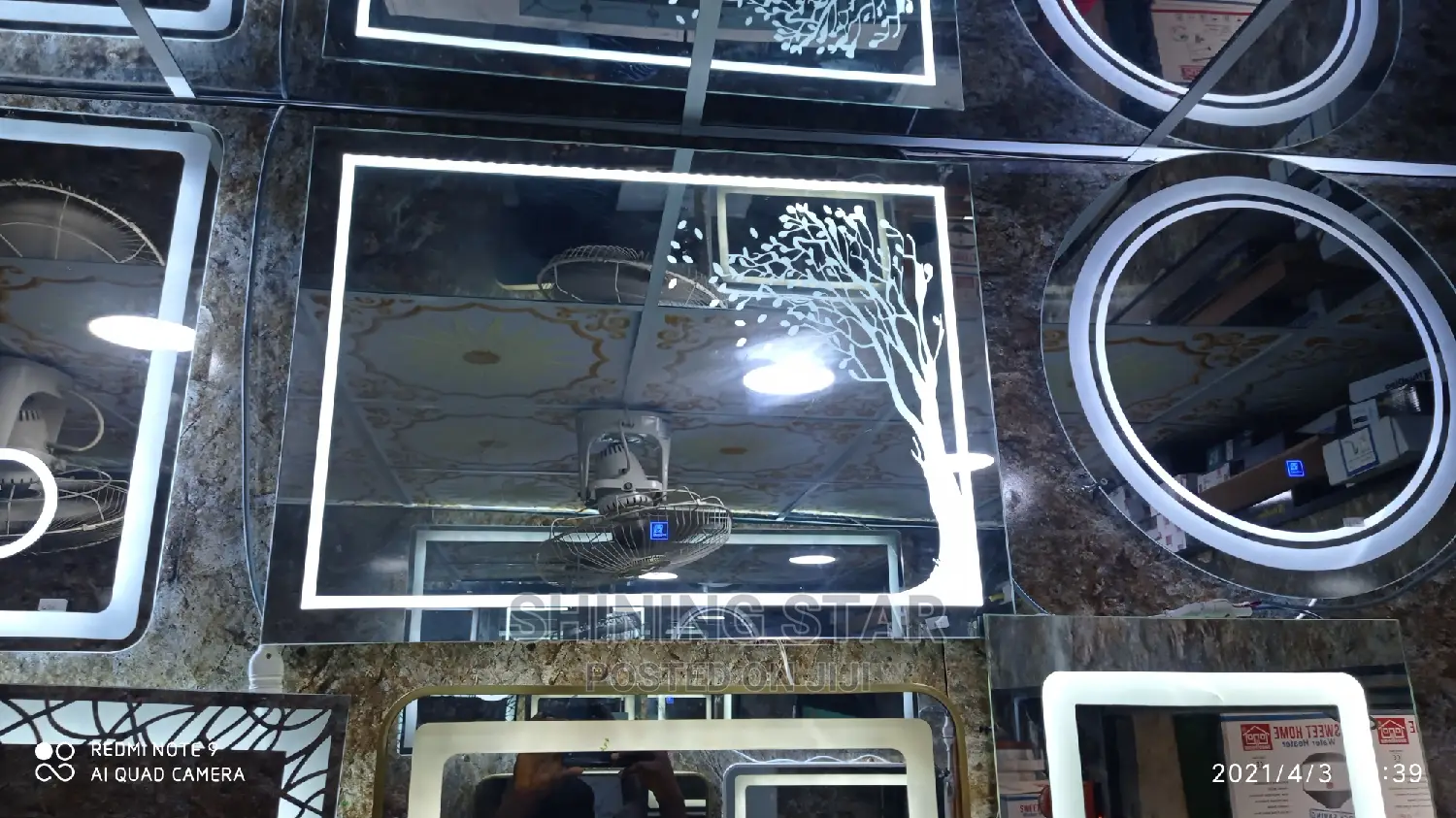 Palm Tree Designed LED Mirror