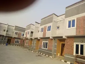 2bdrm Duplex in Amac Housing Estate, Lugbe District for sale