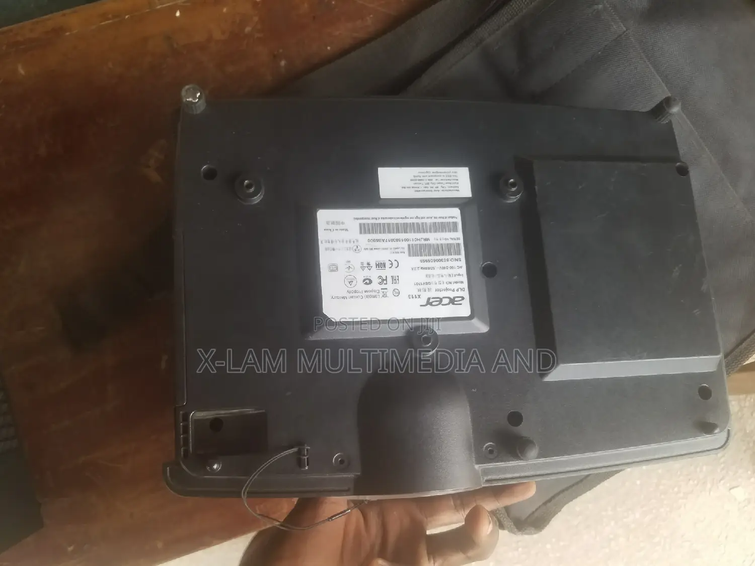 Projector and Projector Screen for Rent