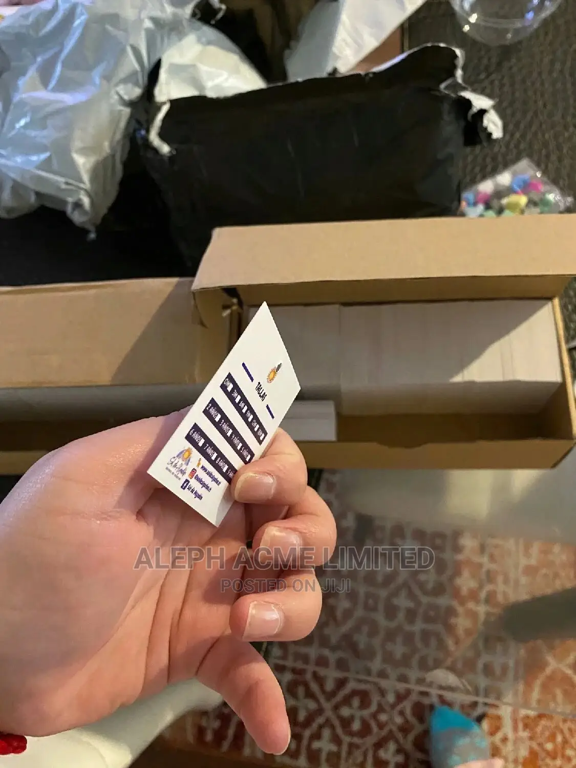 1000 Pieces of Customized Cloth Label Tags