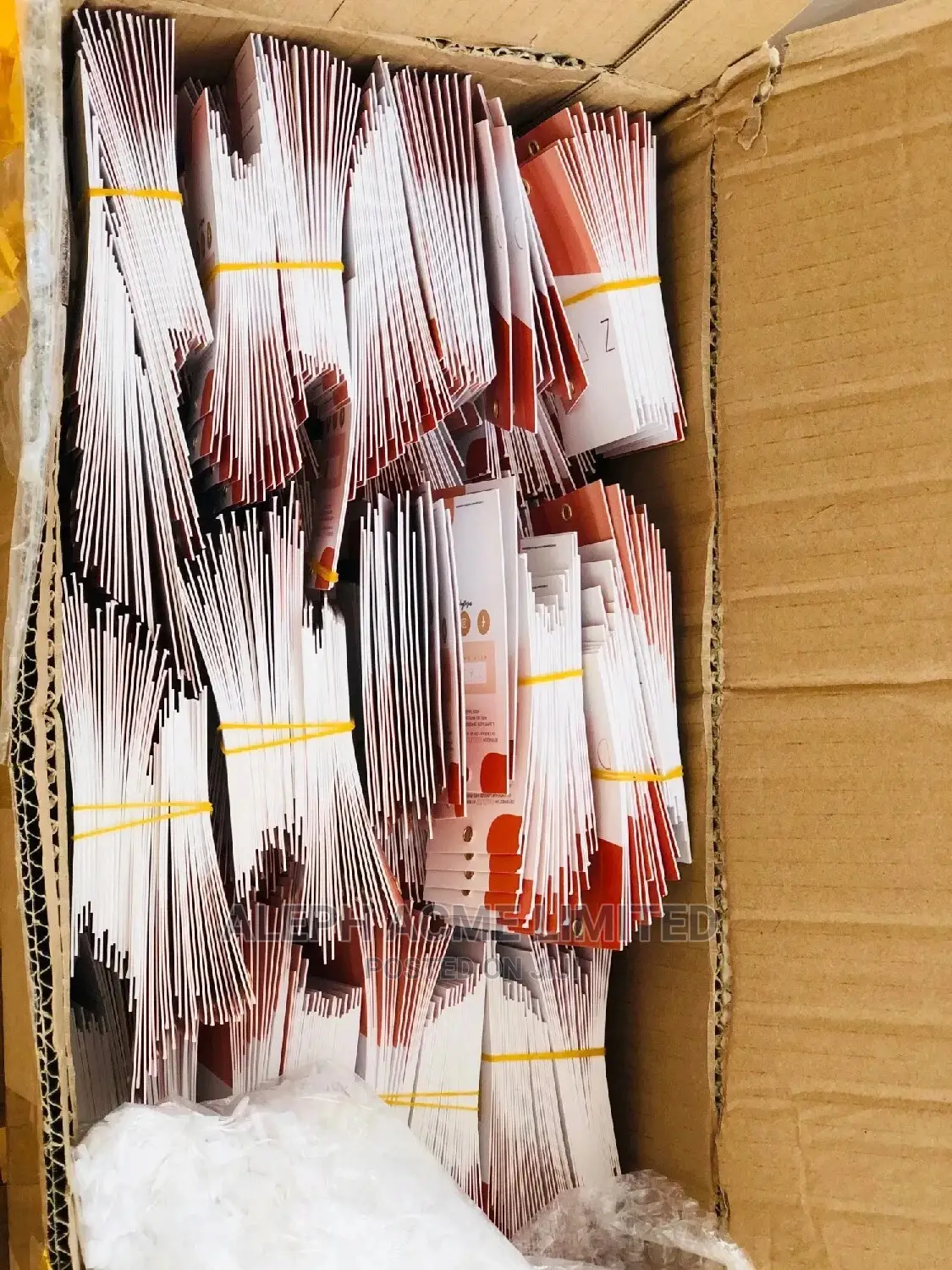 1000 Pieces of Customized Cloth Label Tags