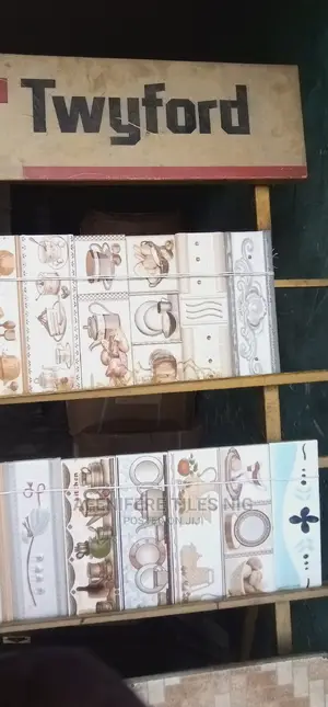 China Wall Skettings