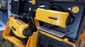 CST / Berger Auto Level With Tripod (5m) Levelling Staff