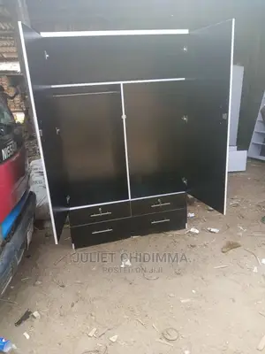 4*6ft Quality Wardrobe