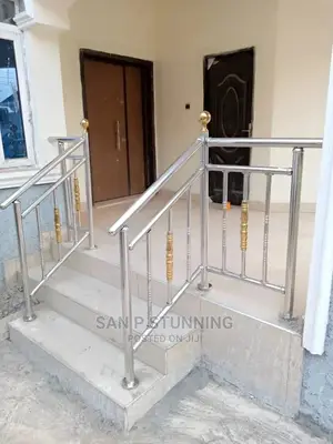 Stainless Handrail (Front)