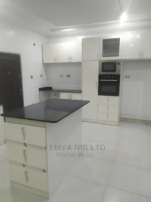 Modern Kitchen Cabinet at Affordable Prices
