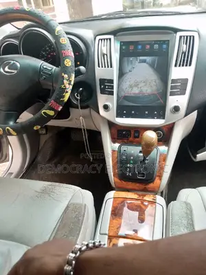Tesla Screen for RX 330/350 Lexus Jeep With GPS Navigation