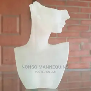 Ear Rings and Jewelries Display Mannequins