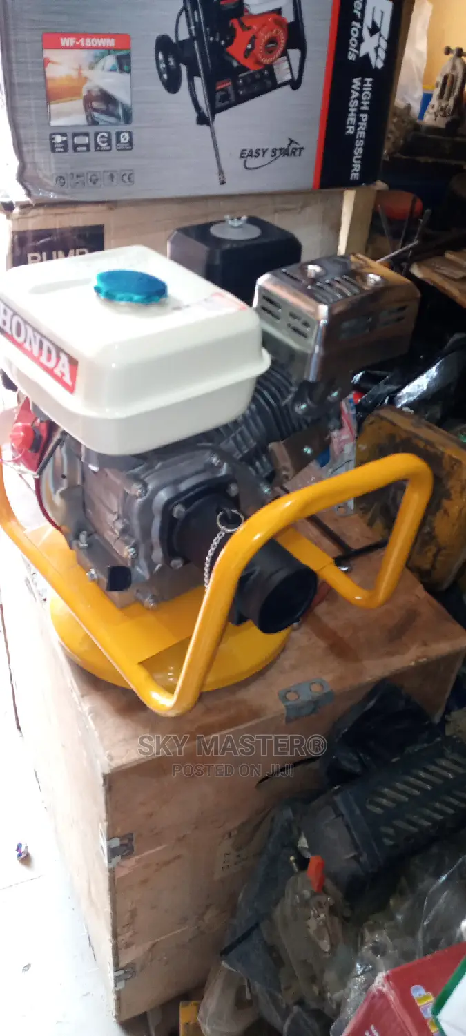 Honda Vibrator Machine