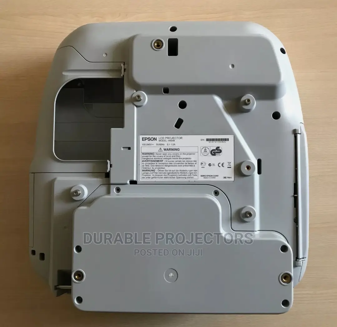 Short Throw Digital Large Venue Projector