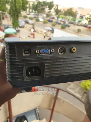 Acer X112 DLP Projector