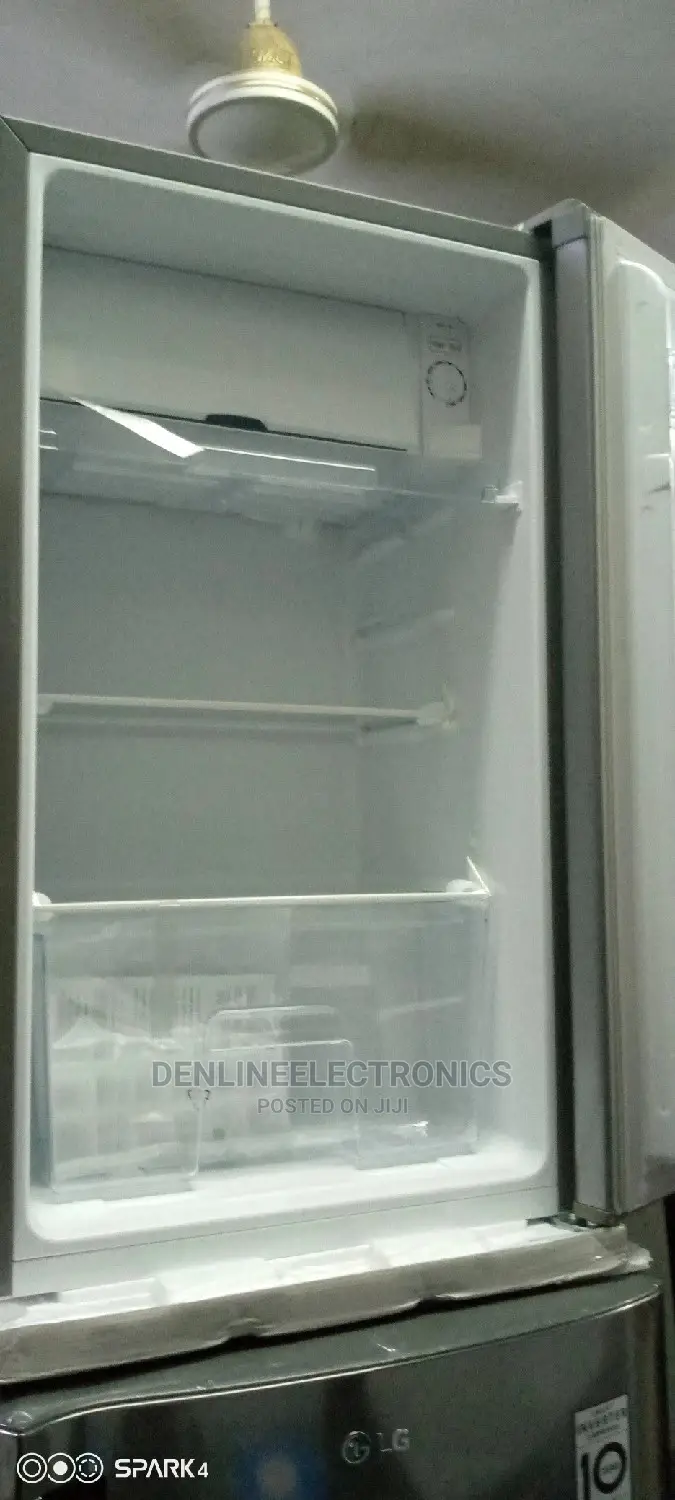 Hisense Table Top Single Door Fridge 100L Model093dr in Ikeja Kitchen
