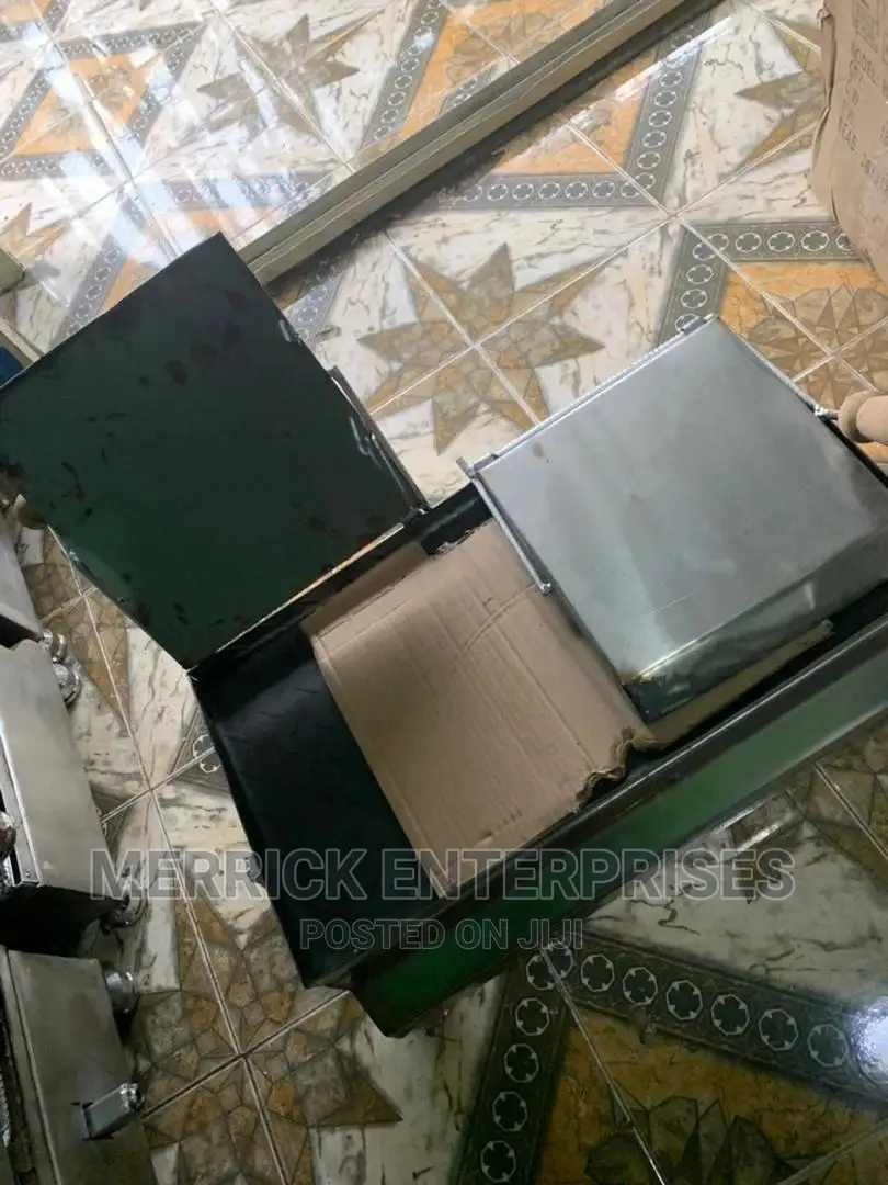 Shawram Toaster And Grill